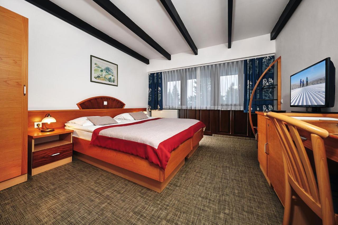 Hotel Brinje Zreče Buitenkant foto