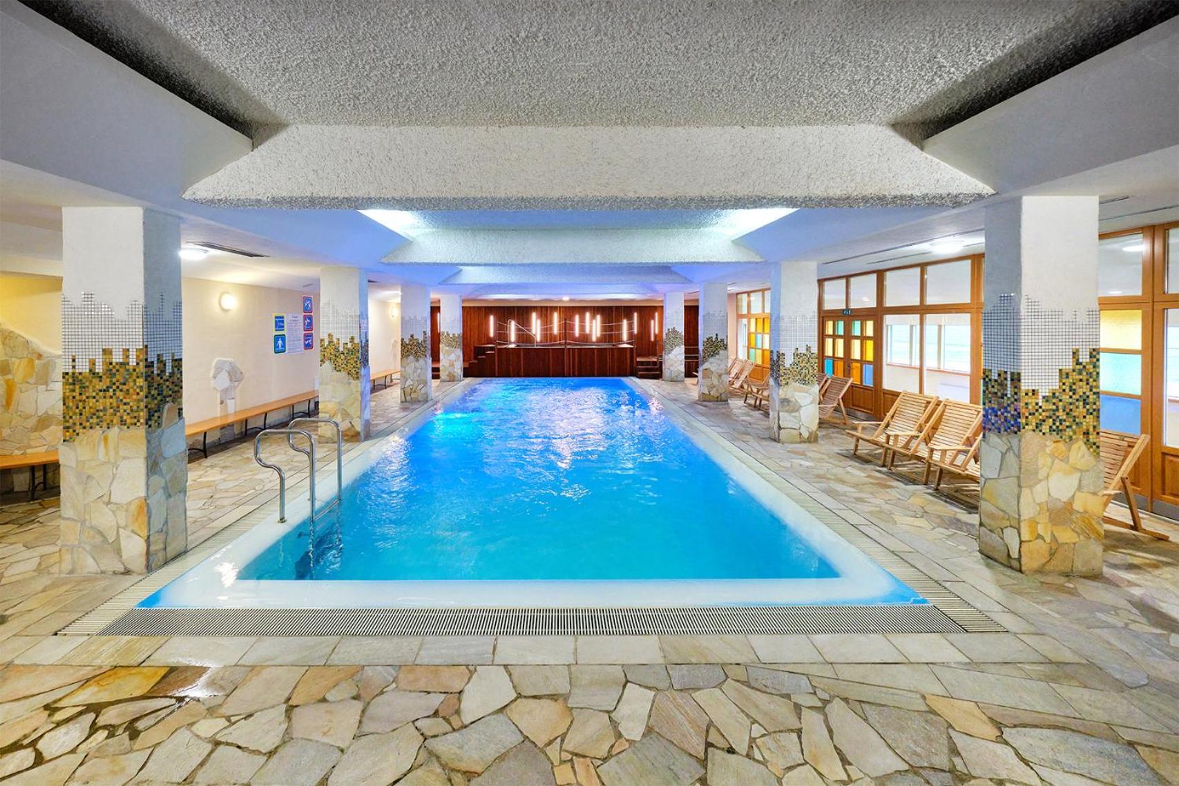 Hotel Brinje Zreče Buitenkant foto